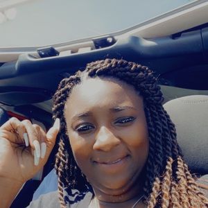 Meet your Posher, Paula